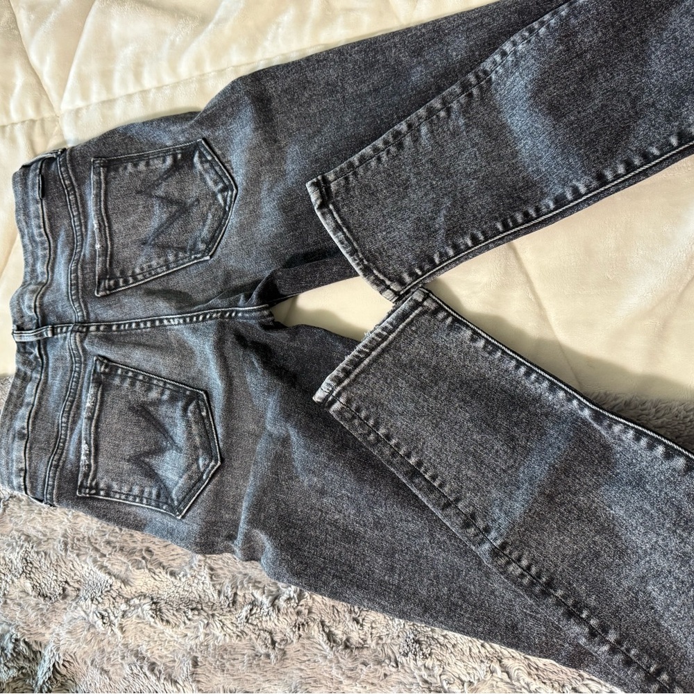 MOTHER Women's Charcoal/Black Straight Leg Jeans